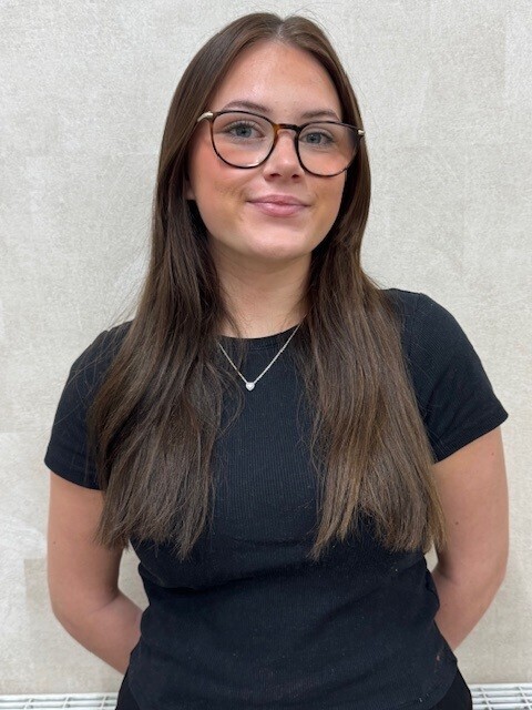 Chloe - Apprentice Hairdresser